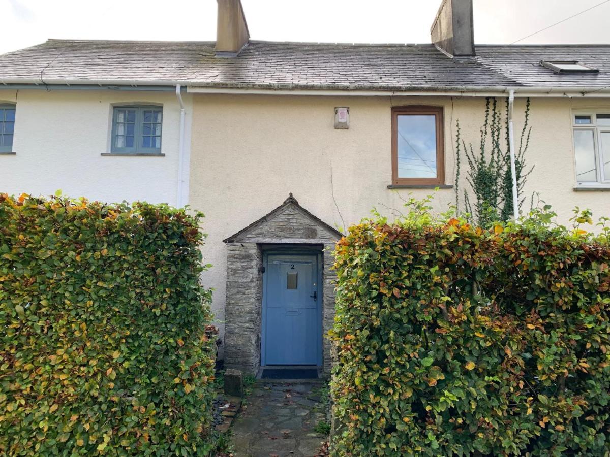 Character Dartmoor Cottage Йелвертон Экстерьер фото