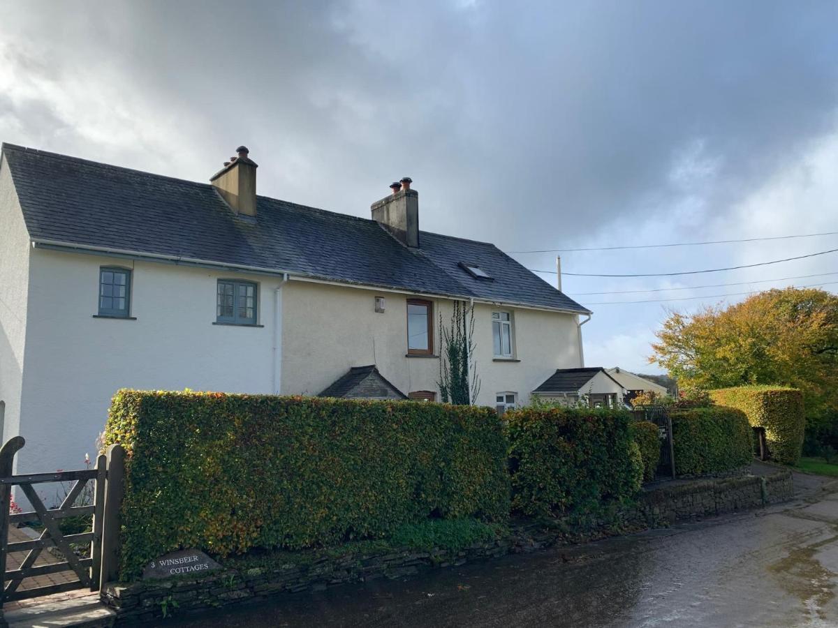 Character Dartmoor Cottage Йелвертон Экстерьер фото